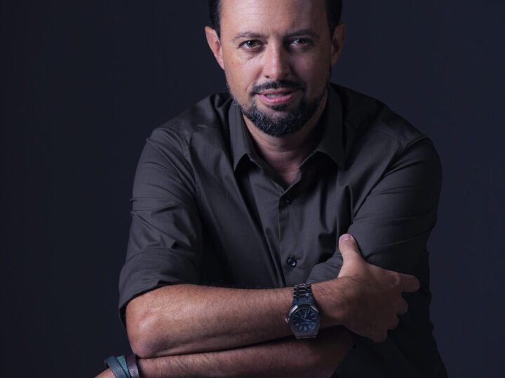Tiago Win: A trajetória de um multi-instrumentista curitibano que está abrindo espaço no pop/rock nacional